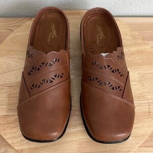 Easy Street Forever Womens Square Slip-On Shoe new 9WW